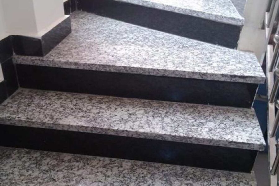 Double Moulding Granite Modern Granite Stairs Design